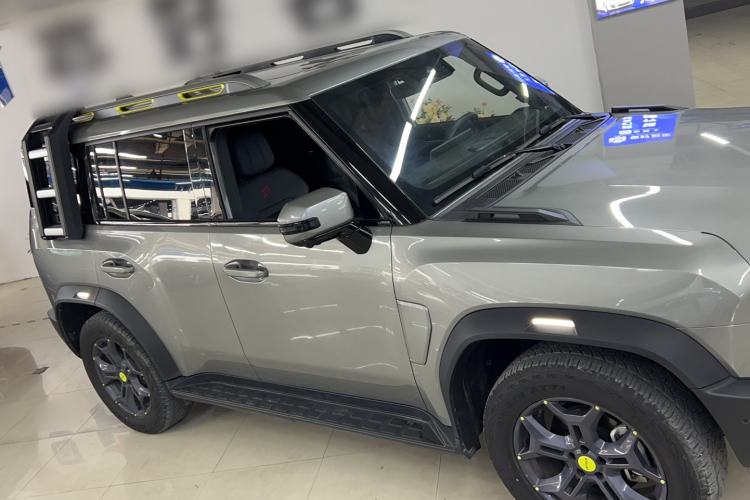 Used JETOUR Traveler 2023 2.0T All-Wheel Drive CrossPRO+ Exterior 8