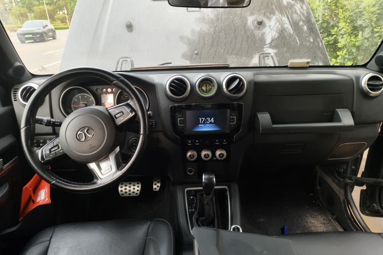 Used BAIC Off-Road BJ40 2016 40L 2.3T Automatic All-Wheel Drive Premium Edition
