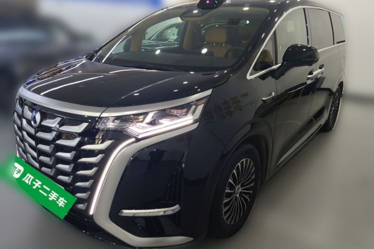 Used Denza D9 2025 DM-i Intelligent Drive 1020 Four-Wheel Drive Prestige Model