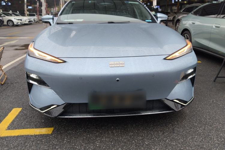 Used Geely Galaxy E8 2025 700 km Long-Range Intelligent Driving Version