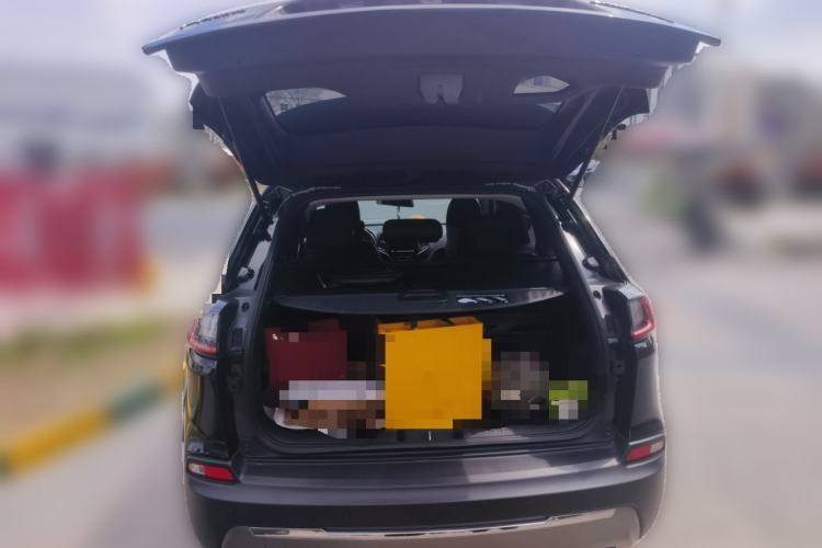 Used Jeep Cherokee 2019 2.0T Two-Wheel Drive Smart Enjoyment Version China VI
