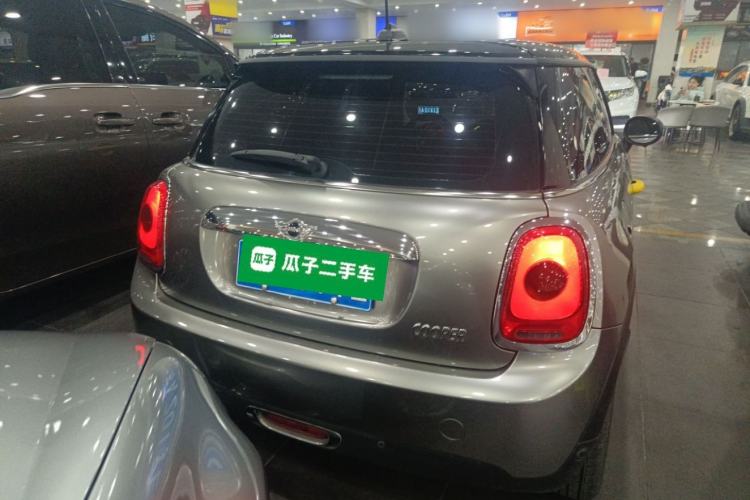 Used MINI MINI 2014 1.5T COOPER Fun
