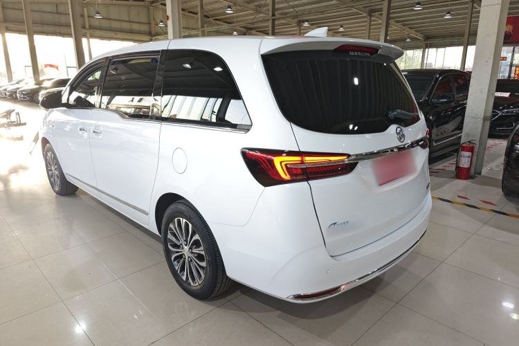 Used Buick GL8 2021 Land Cruiser Executive Class 652T Luxury Model
