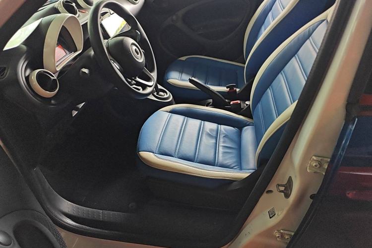 Used smart forfour 2016 1.0L 52 kW Dynamic Edition