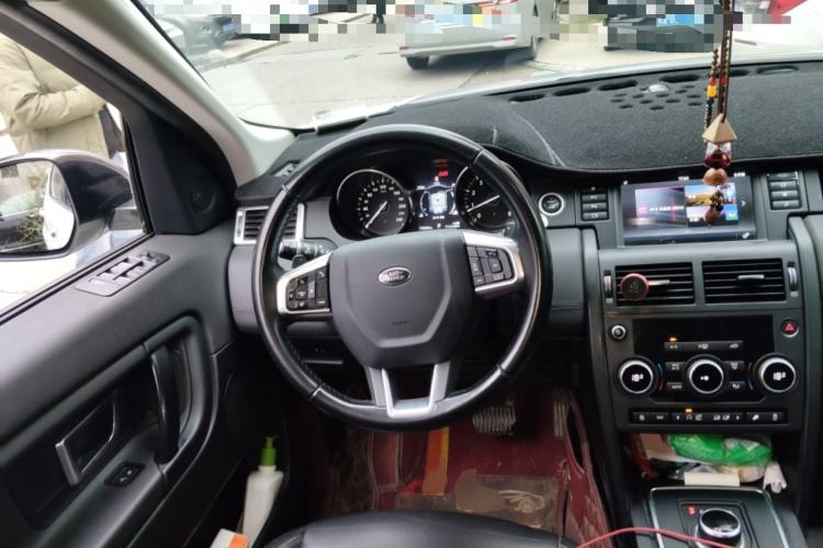 Used Land Rover Discovery Sport 2019 240 PS PURE Edition China V Standard Steering Wheel