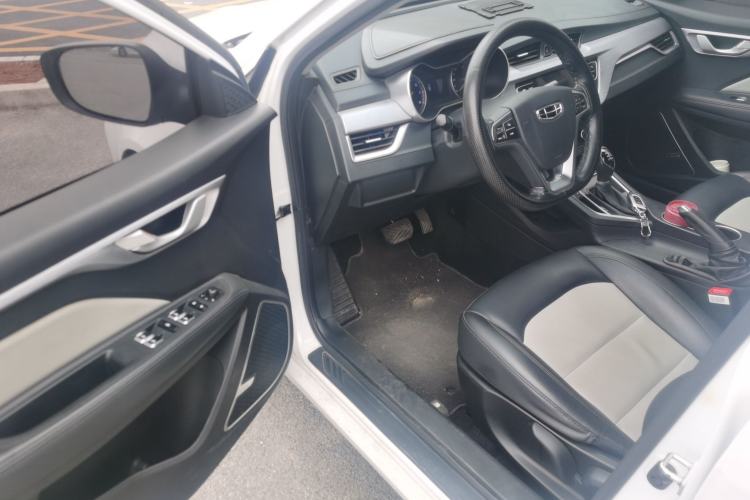 Used Geely Auto Vision 2019 Upgraded Model 1.5L Automatic Luxury Version China V Standard
