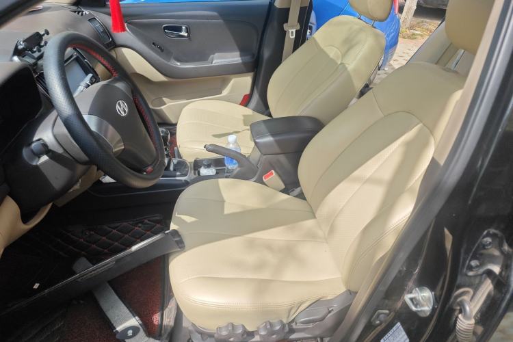 Used Hyundai Celesta 2011 1.6L Manual Luxury Model Left Front Seat