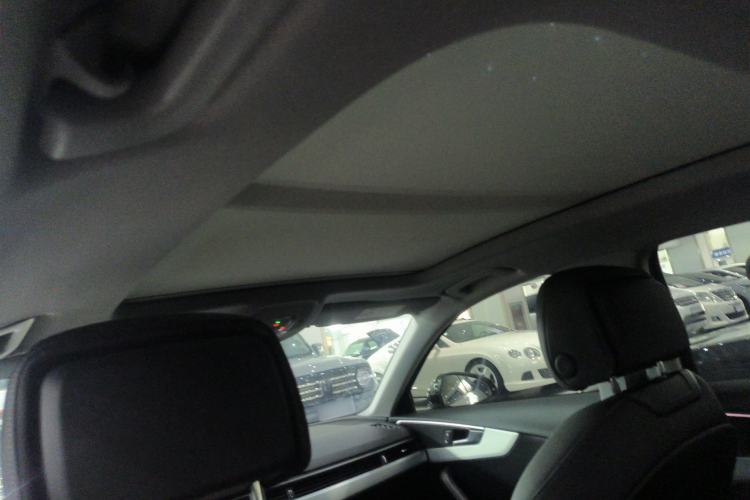 Used Audi A4L 2022 40 TFSI Luxury Dynamic Model
