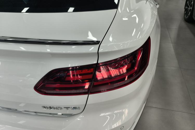 Used Volkswagen FAW-Volkswagen CC 2024 380TSI Striking Edition Exterior 3