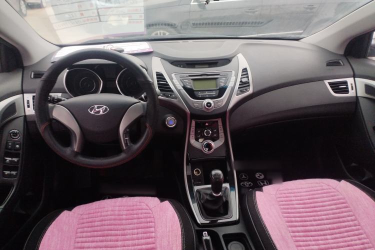 Used Hyundai Elantra (5th Generation / Langdong) 2012 1.6L Manual Leading Model