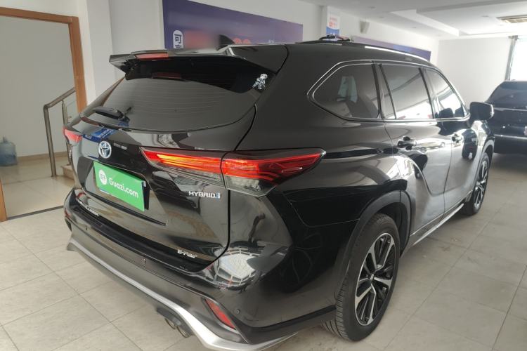 Used Toyota Crown Kluger 2022 2.5L HEV Four-Wheel Drive Luxury Edition Rear Right 45 Deg