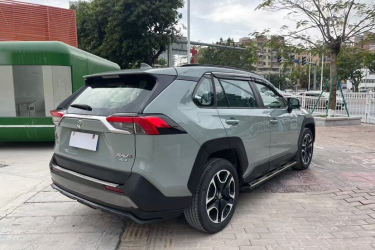 Used Toyota RAV4 2020 2.0L CVT Four-Wheel Drive Prestige Edition Exterior 7