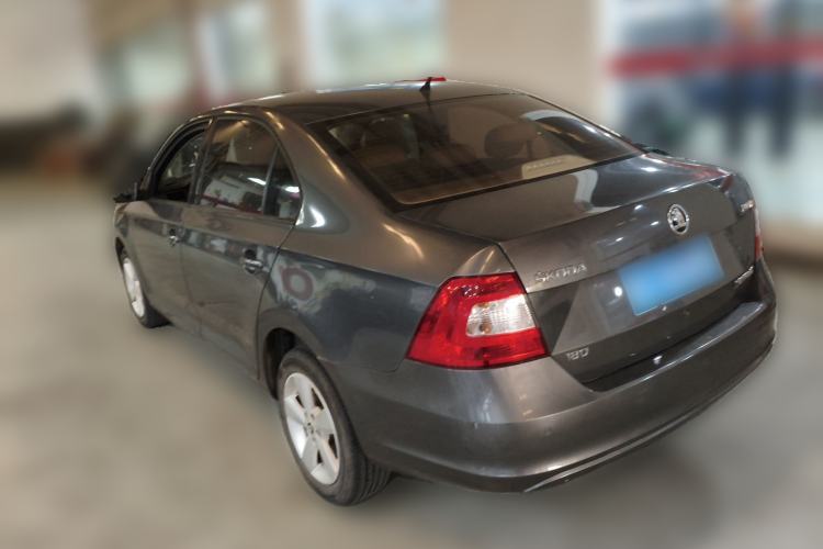 Used Skoda Rapid 2016 1.6L Automatic Chuanxing Edition Rear Left 45 Deg