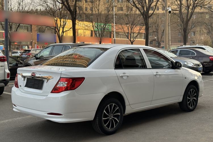 Used BYD F3 2015 Energy-Efficient Model 1.5L Manual Comfort Edition

