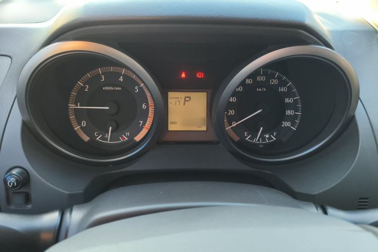 Used Toyota Prado 2015 2.7L Automatic Luxury Edition
