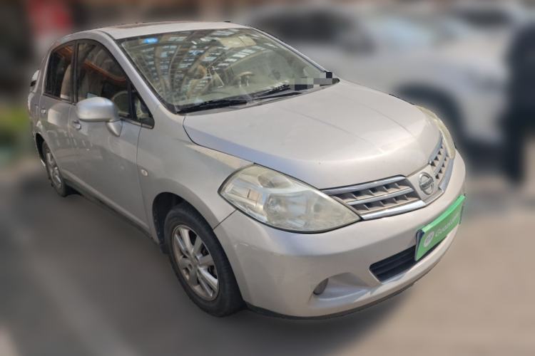 Used Nissan Tiida Sedan 2008 1.6L Manual Smart Version Front Right 45 Deg