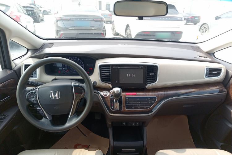 Used Honda Odyssey 2017 2.4L Luxury Edition Center Console