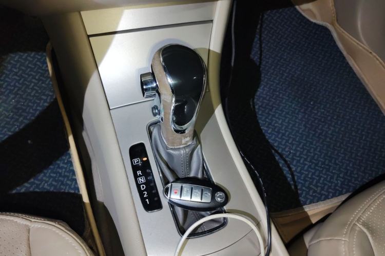 Used Dongfeng Aeolus A60 2012 1.6L Automatic Prestige Model