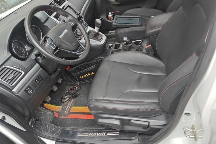 Used Haval M6 2019 1.5T Manual Two-Wheel Drive Elite Version China VI Standard Left Front Seat