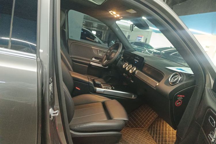 Used Mercedes-Benz EQB 2023 EQB 260 Right Front Seat