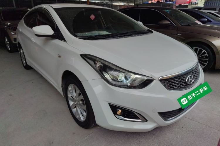 Used Hyundai Elantra (5th Generation / Langdong) 2016 1.6L Automatic Smart Version
