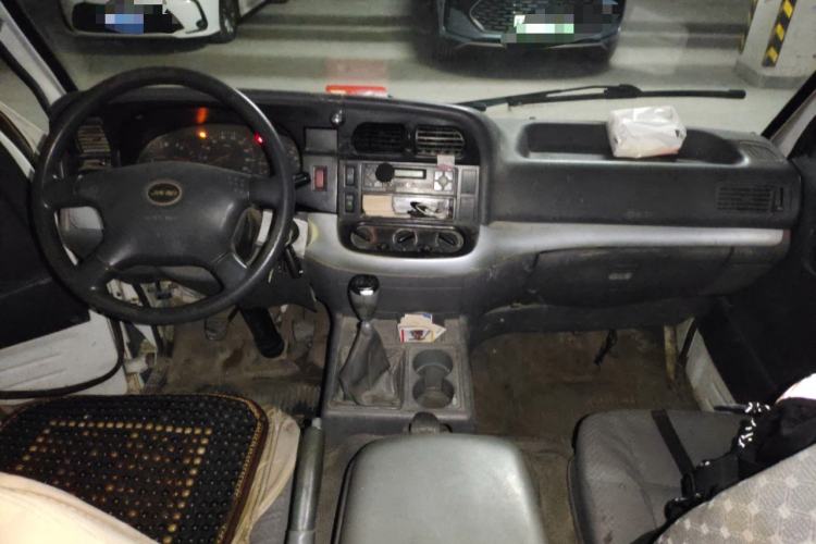 Used Jinbei Hiace 2016 2.0L Express Series Standard Version V19
