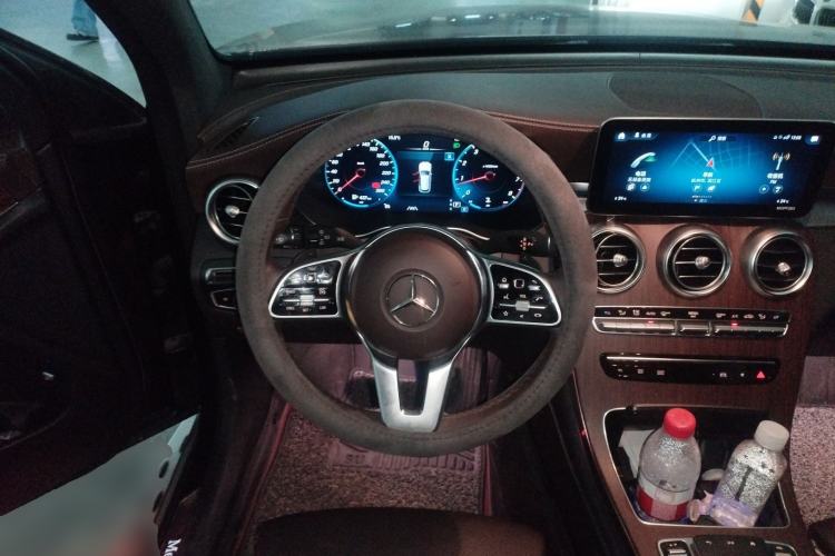 Used Mercedes-Benz GLC 2021 GLC 300 L 4MATIC Dynamic Model Steering Wheel