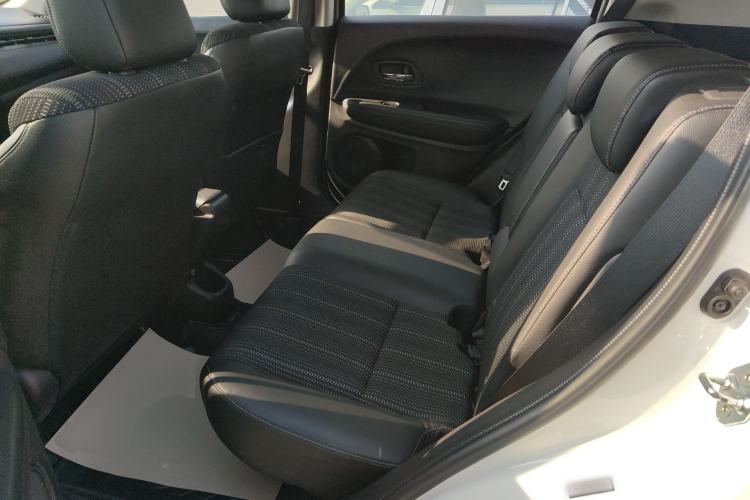 Used Honda Vezel 2015 1.8L CVT 2WD Elite Model