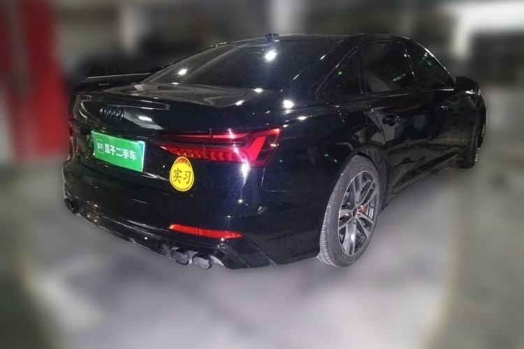 Used Audi A6L 2022 40 TFSI Luxury Dynamic Model Rear Right 45 Deg