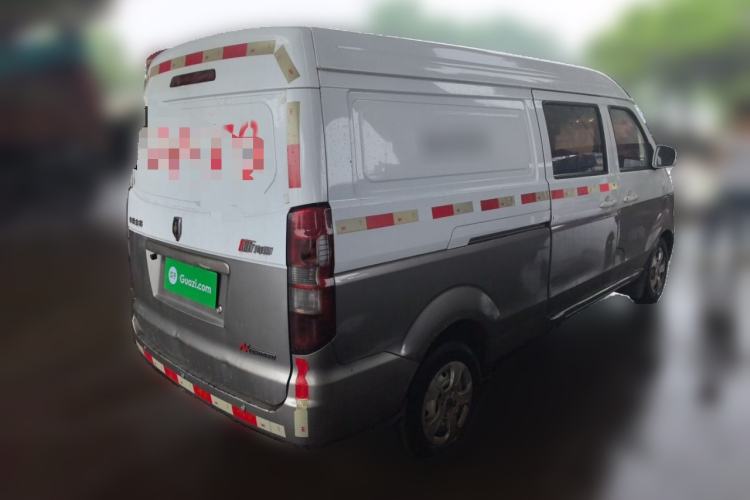 Used Jinbei New Hiace X30L 