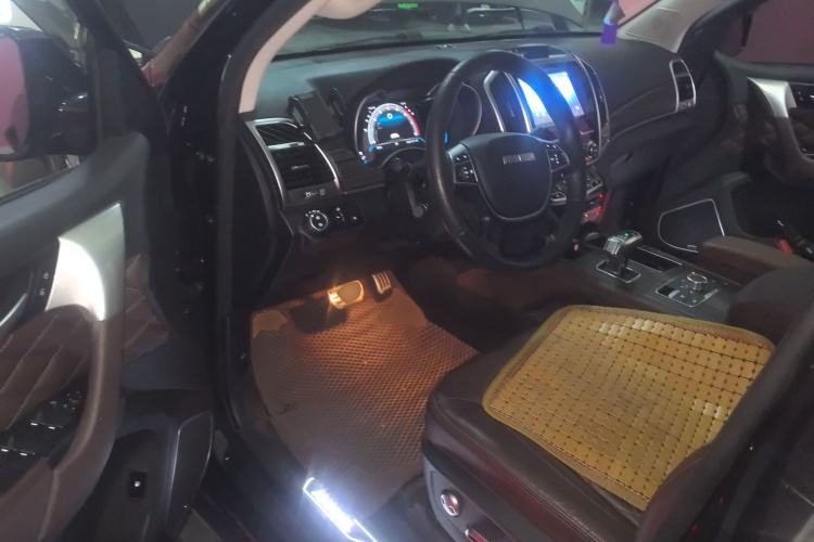 Used Haval H9 2020 2.0T Gasoline 4x4 Luxury 7-Seater
