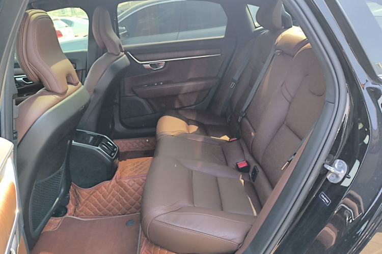 Used Volvo S90 2023 B5 Zhiyuan Luxury Edition