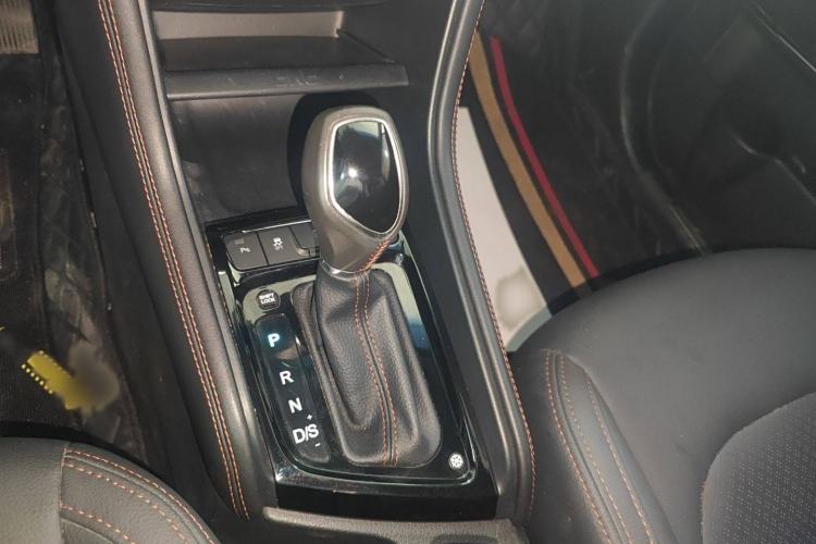 Used JAC Refine S3 2017 1.6L CVT Smart Connect Model