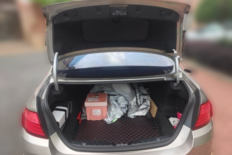 Used BMW 5 Series 2014 520Li Elegant Model