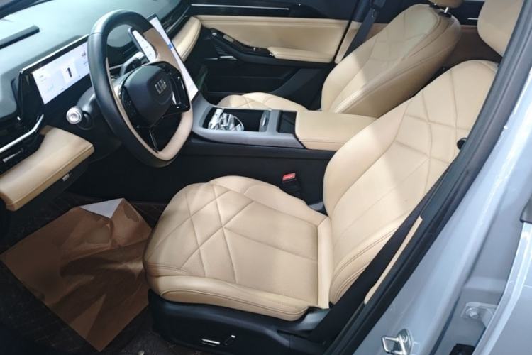 Used Geely Galaxy L6 2024 125km PLUS Dragon Edition Left Front Seat