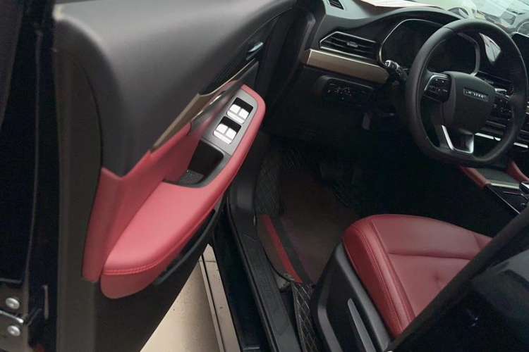 Used JETOUR X70 2024 1.5T DCT Glory PRO 7-Seater
