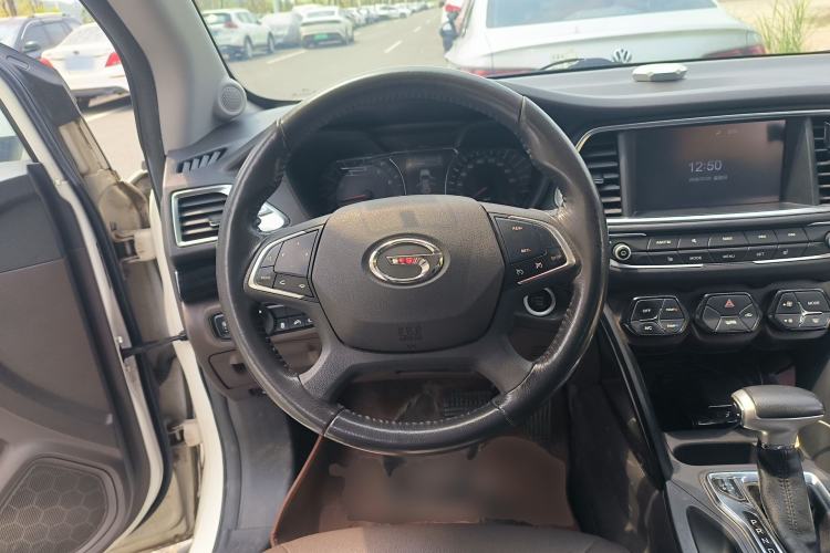 Used GAC Trumpchi GS4 2016 235T G-DCT Luxury Edition Steering Wheel