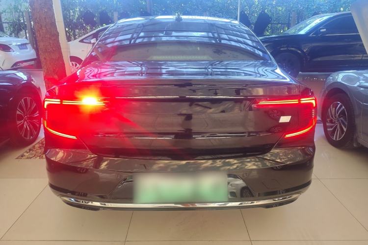 Used Volvo S90 New Energy 2022 T8 eDrive Hybrid Luxury Edition