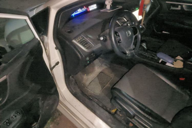 Used Honda Jade 2013 1.8L automatic Comfort version 5 seats