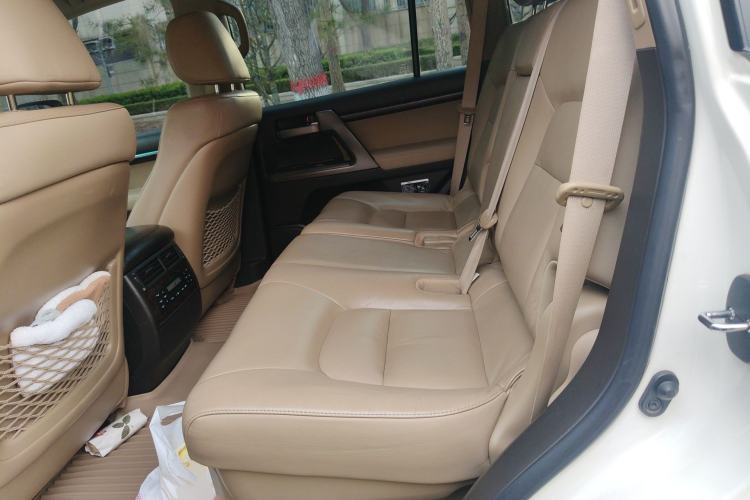 Used Toyota Land Cruiser 2010 4.0L Automatic VX Left Rear Seat