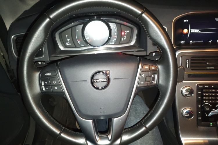 Used Volvo S60 2018 S60L T4 Smart & Ambitious Edition
