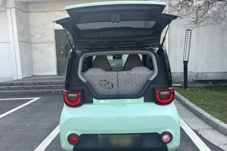 Used Chery QQ Ice Cream 2022 170km Sundae Phosphate Lithium-Ion