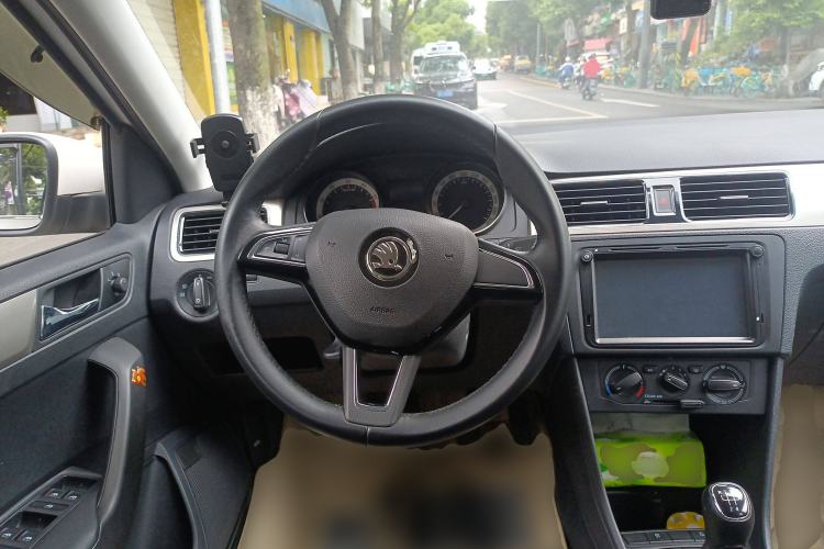 Used Skoda Rapid Spaceback 2019 Revised Version 1.5L Manual Comfort Edition China V Standard