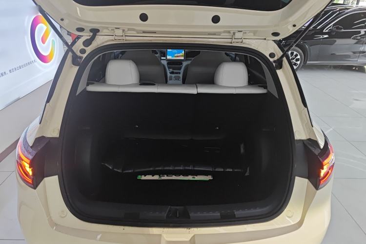 Used Geely Galaxy Geome 2025 310km Youth Edition Trunk