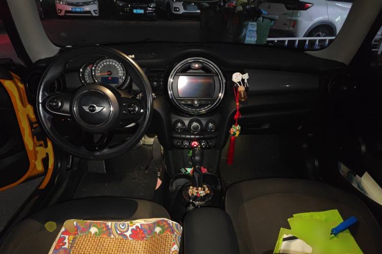 Used MINI 2014 1.5T COOPER Fun
