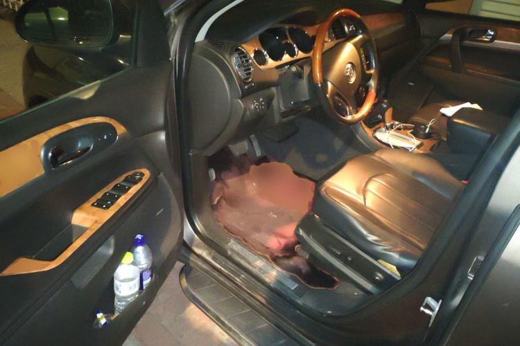 Used Buick Enclave 2010 3.6L Elite Edition
