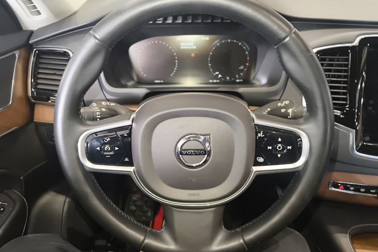 Used Volvo XC90 2017 T6 Zhiya Edition 5-seater Steering Wheel