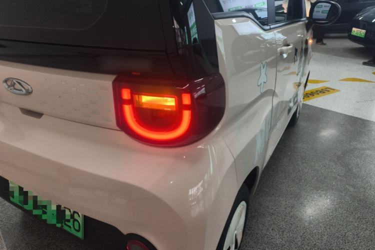 Used Chery QQ Ice Cream 2022 120km Conical Shape Lithium Iron Phosphate