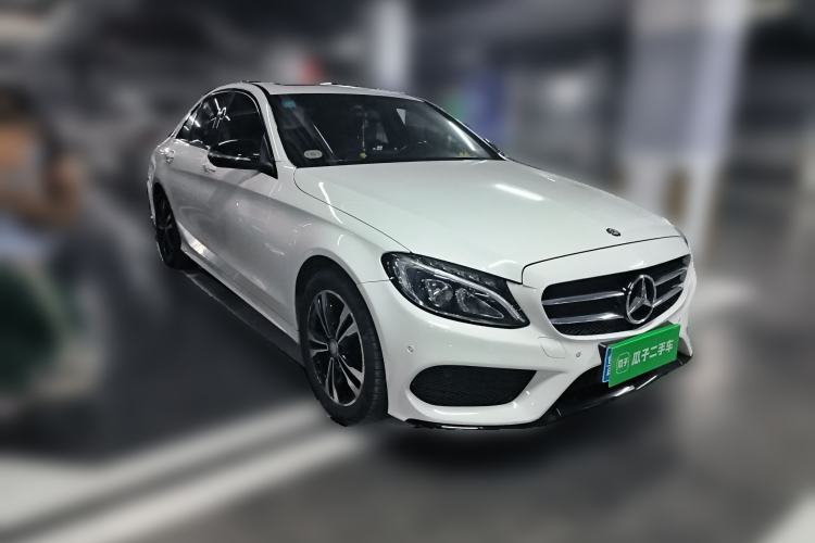Used Mercedes-Benz C-Class 2016 C 200 Sport Edition Front Right 45 Deg