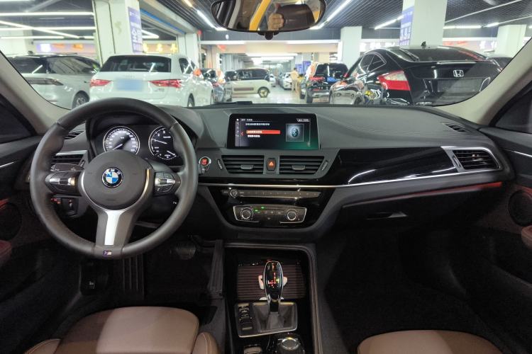 Used BMW 1 Series 2020 120i M Sport Package Center Console